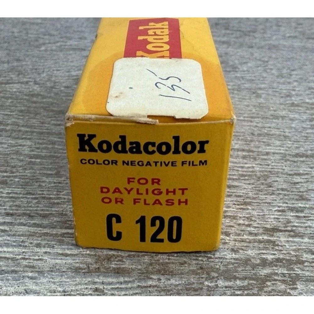 Vintage Kodak Kodacolar 120 Film C120 EXP October 1960